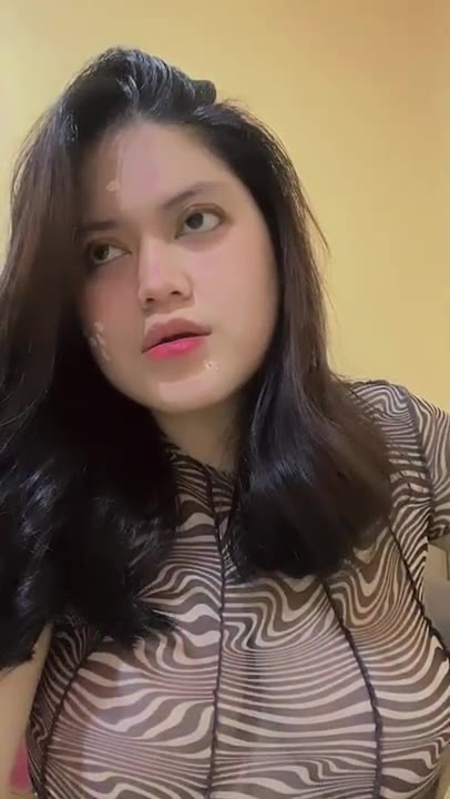 Kak Lynn Tobrut Cantik No Bra Tebak Warna Pentilnya